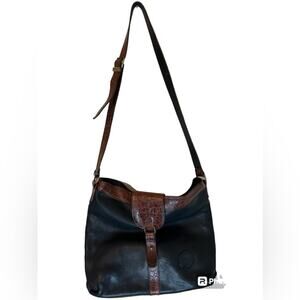 Earthbags by Fred Salerno Italy pebbled black leather and croc embossed tote bag